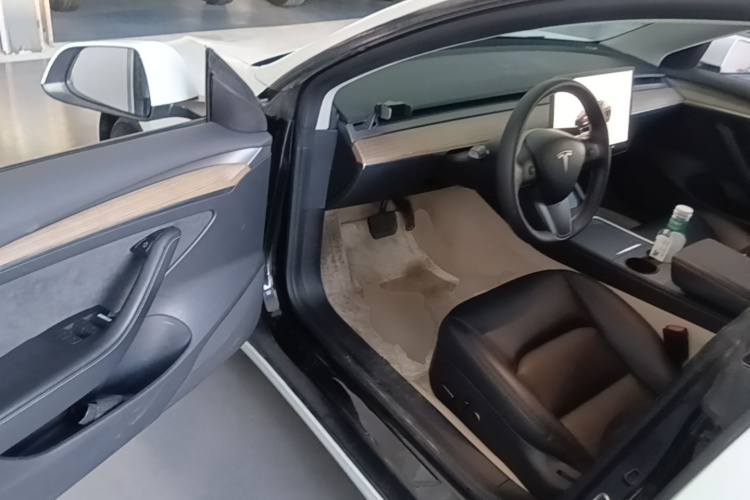 Tesla Model 3 2023 #16 Tesla Model 3 2023 car image #16