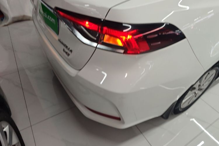 Toyota Corolla 2021 immagine di auto #8