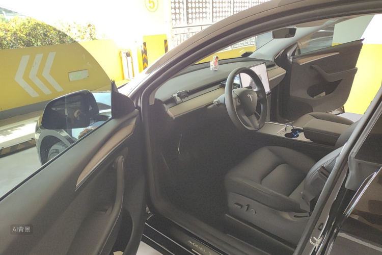 Tesla Model Y 2023 #18 Tesla Model Y 2023 car image #18