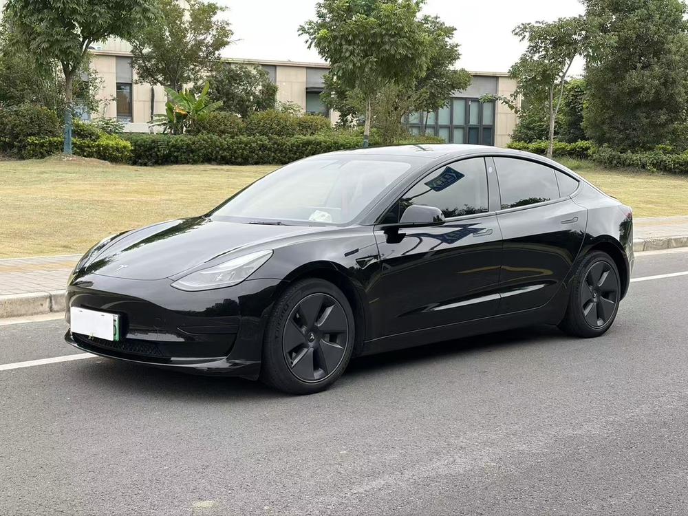 Tesla Model 3 2023 car image 