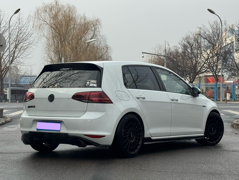 Volkswagen GolfGTI 2016 car image #7