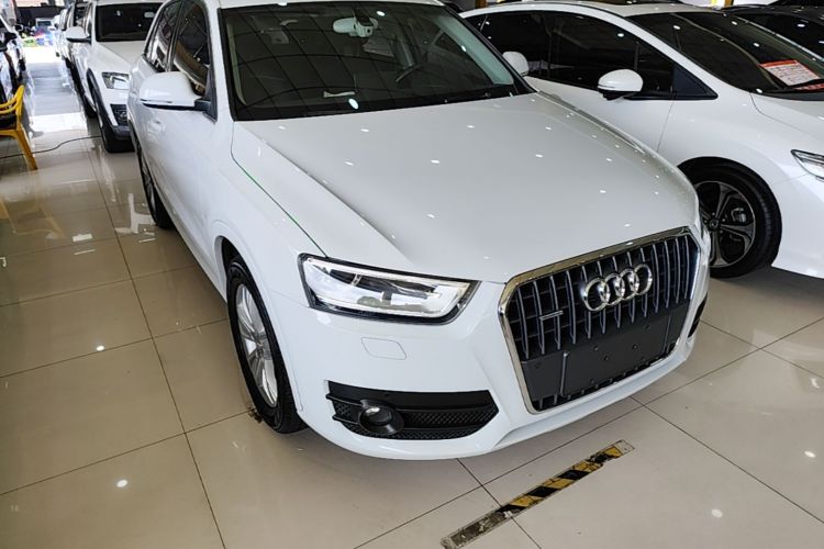 Audi Q3 2015 #4 Audi Q3 2015 car image #4