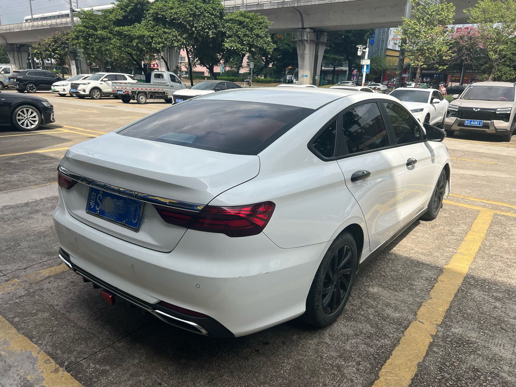 GEELY Binray 2020 #5 GEELY Binray 2020 car image #5