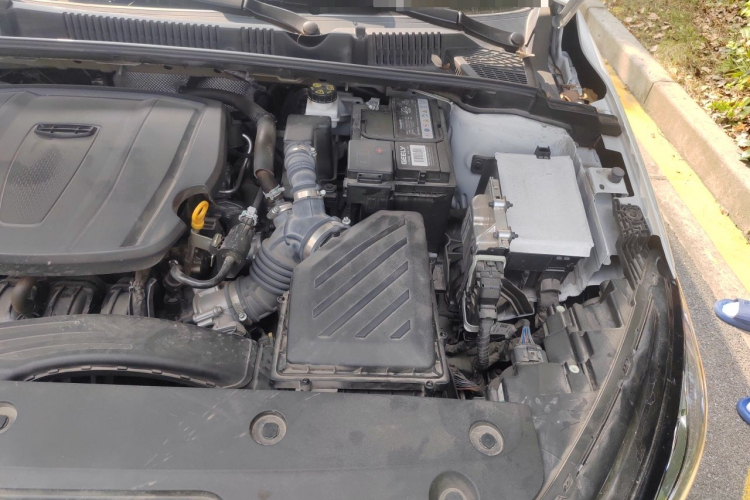 GEELY Emgrand 2025 car image #23