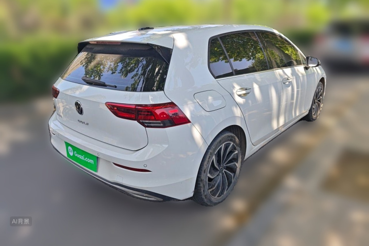 Volkswagen Golf 2022 car image #7
