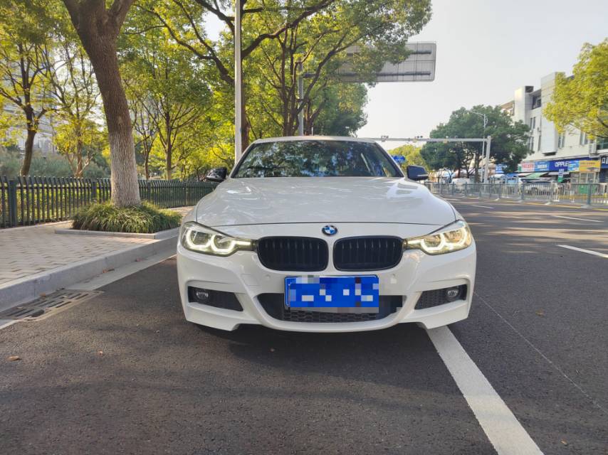 BMW 3 Series 2018 #2 BMW 3 Series 2018 car image #2