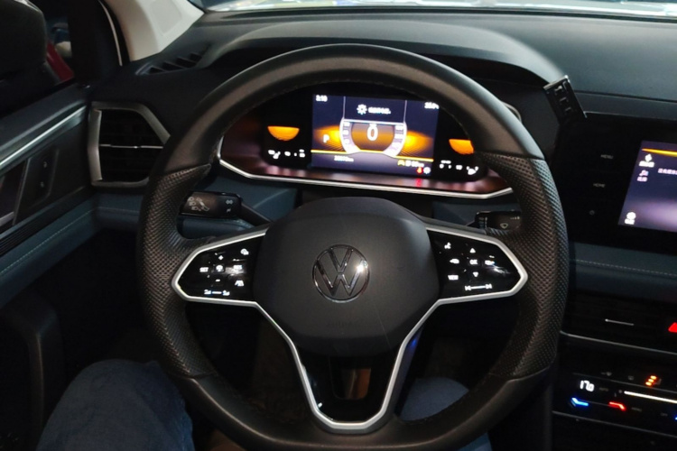 Volkswagen Tharu 2023 #16 Volkswagen Tharu 2023 immagine di auto #16