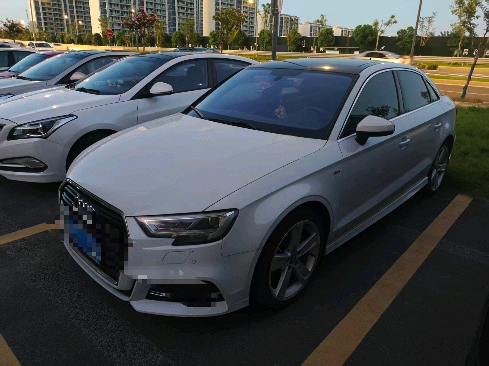 2019 car image 
