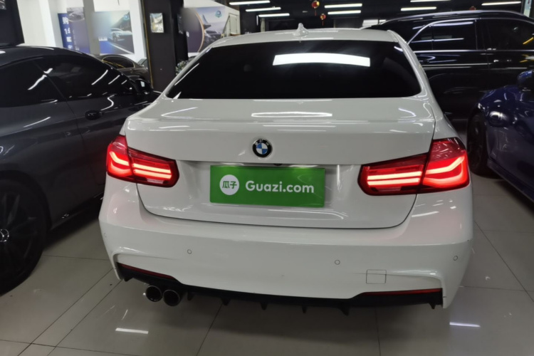 BMW 3 Series 2019 car image #6