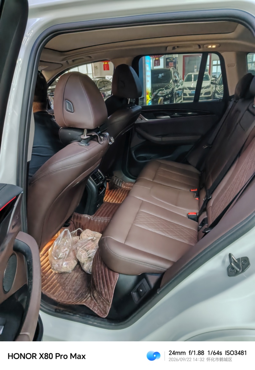 BMW X3 2024 car image #7
