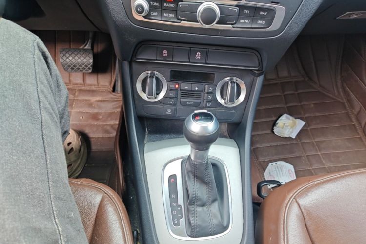 Audi Q3 2015 #18 Audi Q3 2015 image de voiture #18