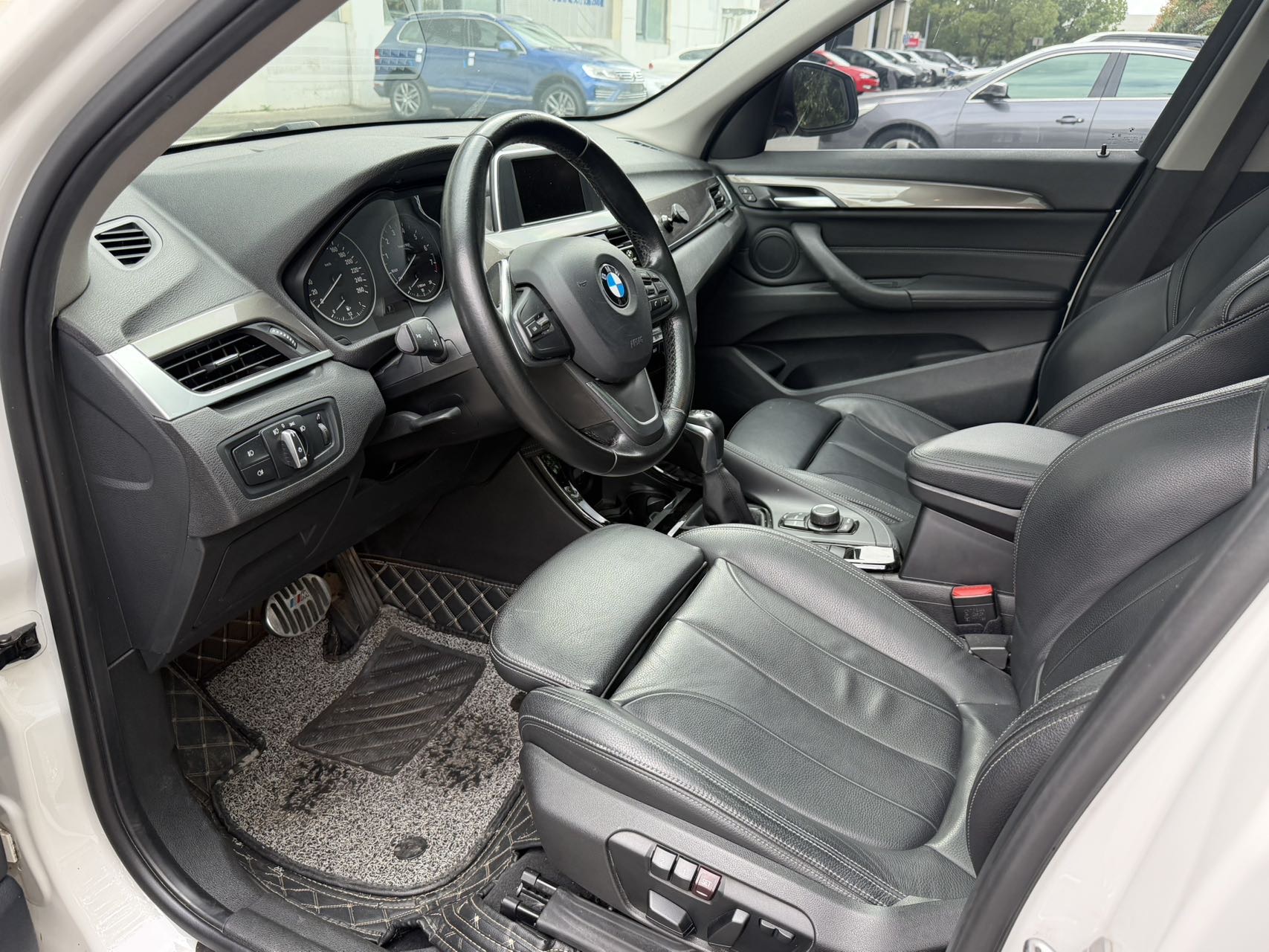 BMW X1 2017 #4 BMW X1 2017 car image #4