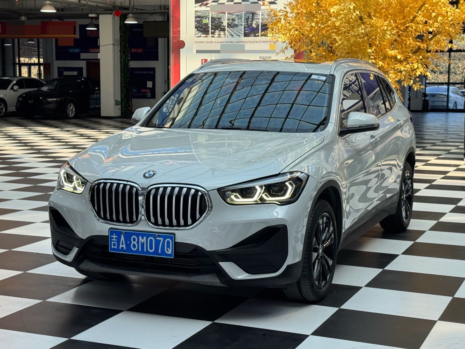 BMW X1 2022 BMW X1 2022 car image