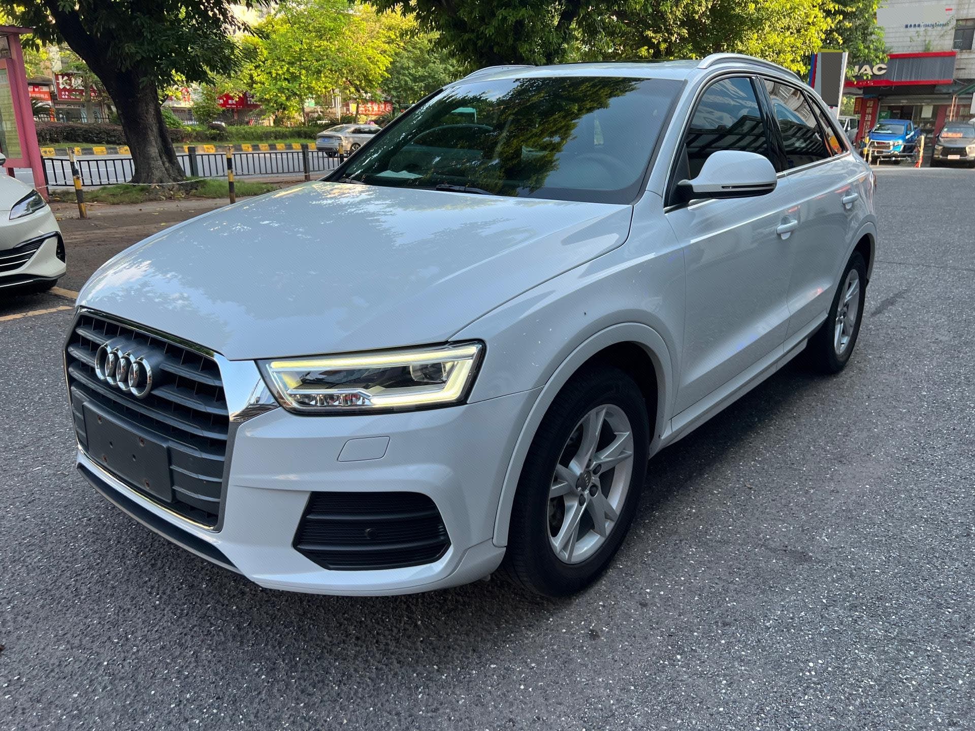 2018 2018 car image