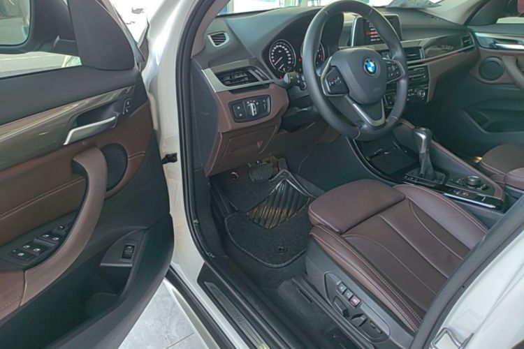 BMW X1 2019 #16 BMW X1 2019 car image #16