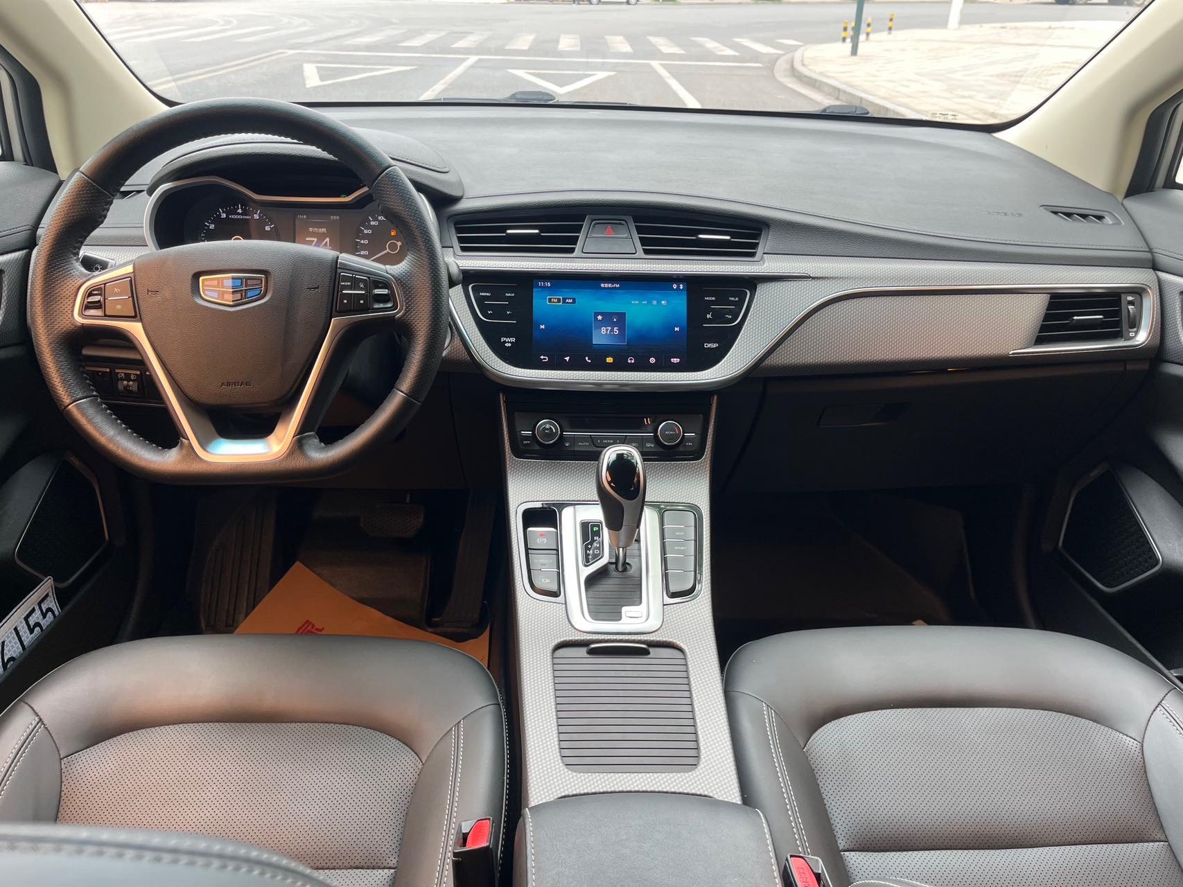 GEELY Emgrand GS 2018 immagine di auto #8