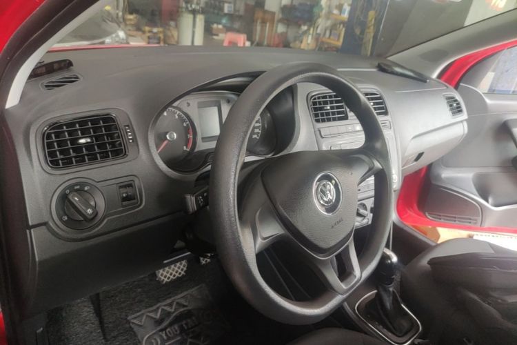 Volkswagen Polo 2018 #14 Volkswagen Polo 2018 car image #14