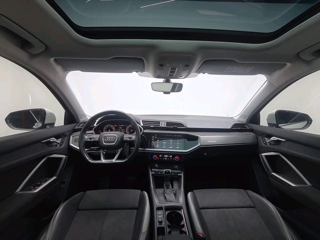 Audi Q3 2023 #9 Audi Q3 2023 car image #9