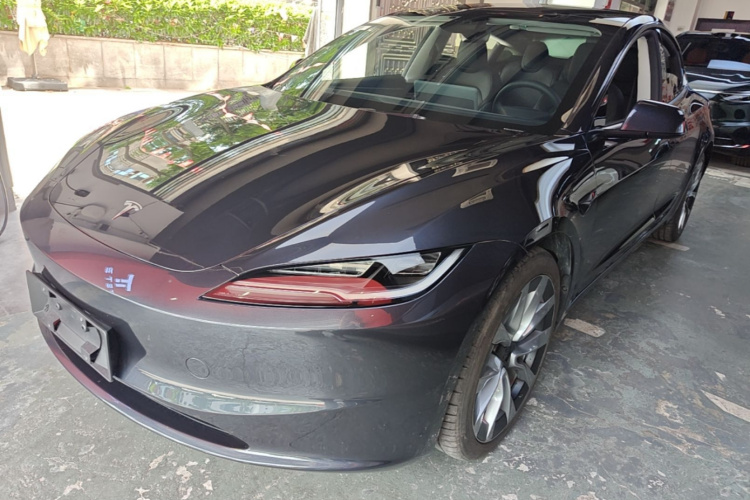 Tesla Model 3 2024 #2 Tesla Model 3 2024 car image #2