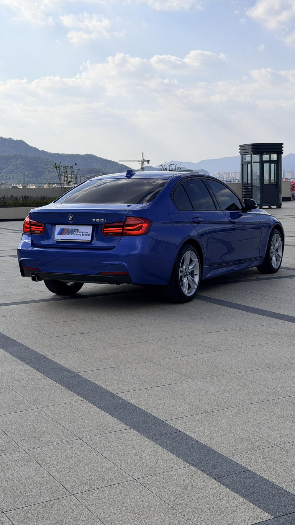 BMW 3 Series 2015 #17 BMW 3 Series 2015 car image #17