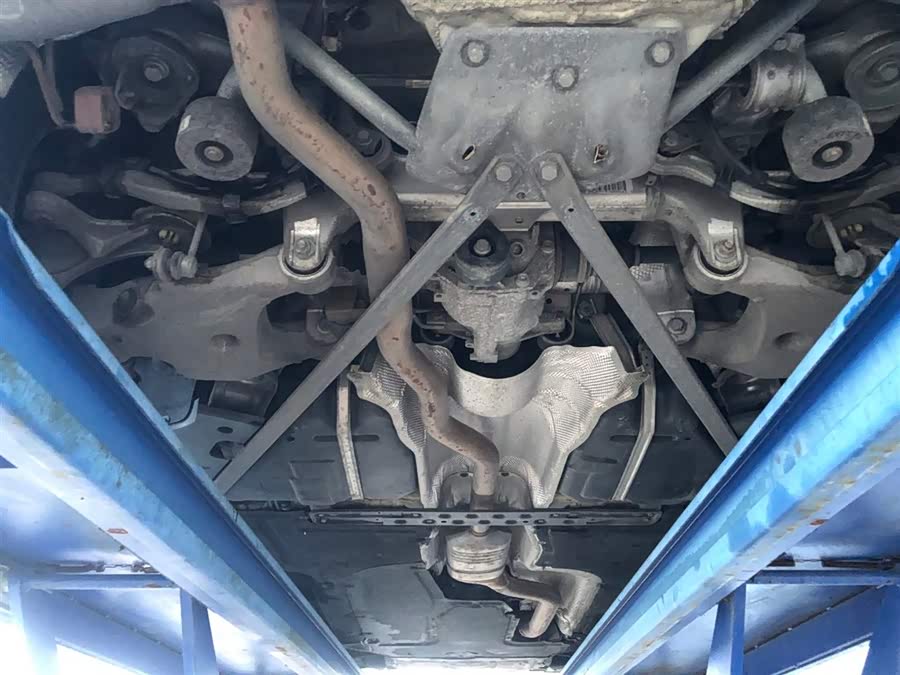 BMW 5 Series (Imported) 2014 car image #28