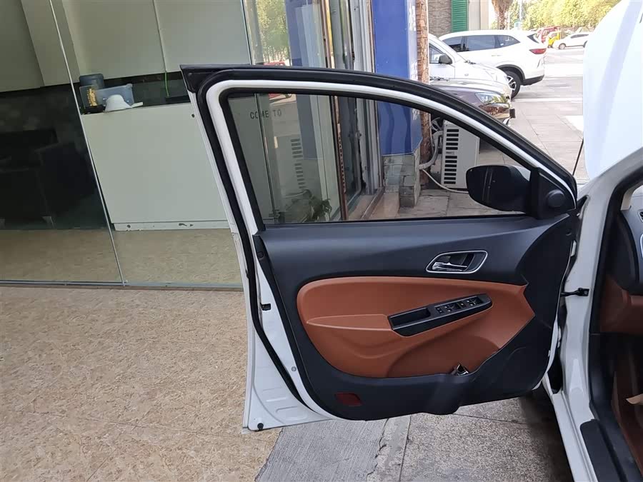 GEELY KingKong 2017 изображение автомобиля #28