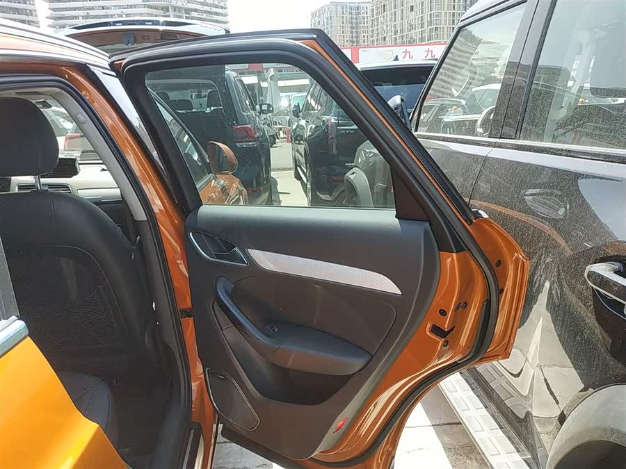 Audi Q3 (Imported) 2014 صورة سيارة #28