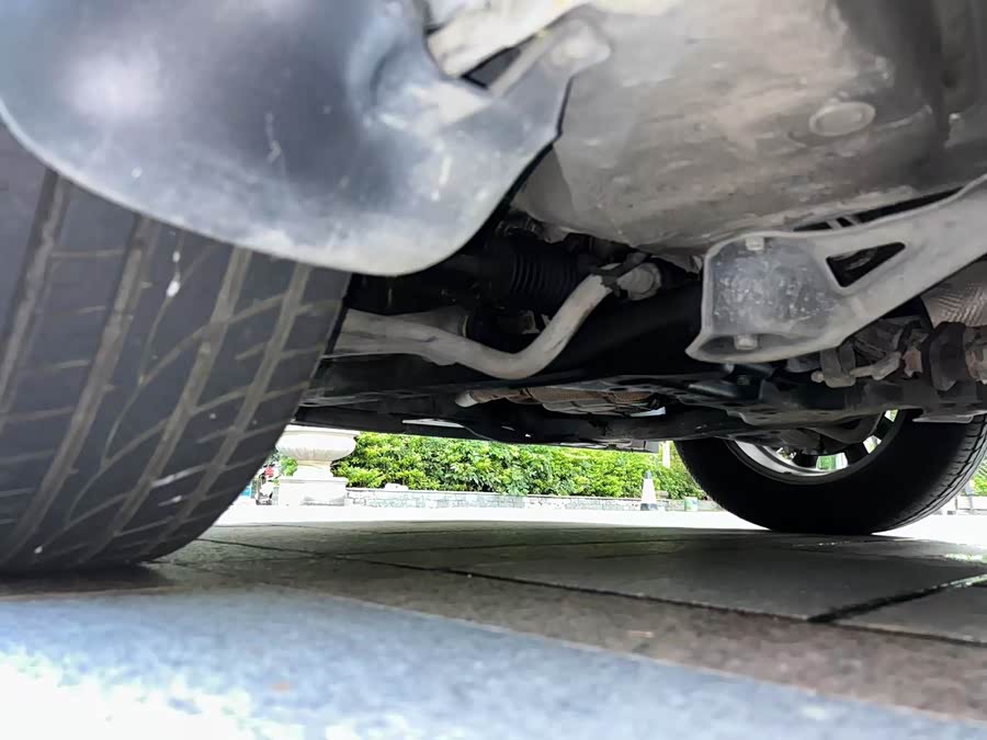 Kia VQ 2010 imagen de coche #28