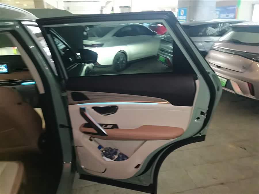 Jetour X70 C-DM 2025 #28 Jetour X70 C-DM 2025 car image #28