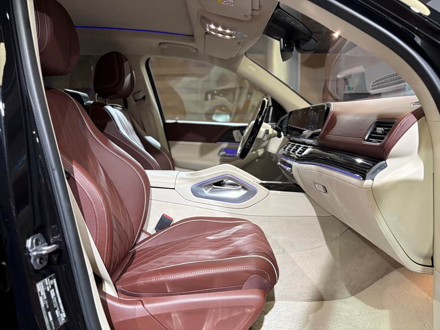 Mercedes-Benz Maybach GLS 2024 صورة سيارة #28