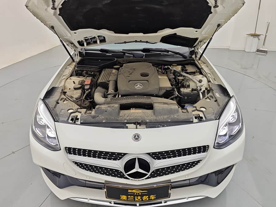 Mercedes-Benz SLC Class 2017 car image #28