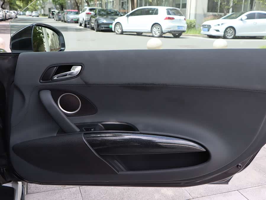 Audi R8 2012 immagine di auto #28