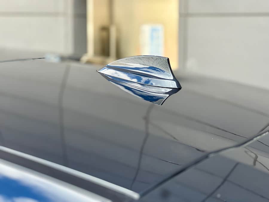 BMW X4 2020 car image #28