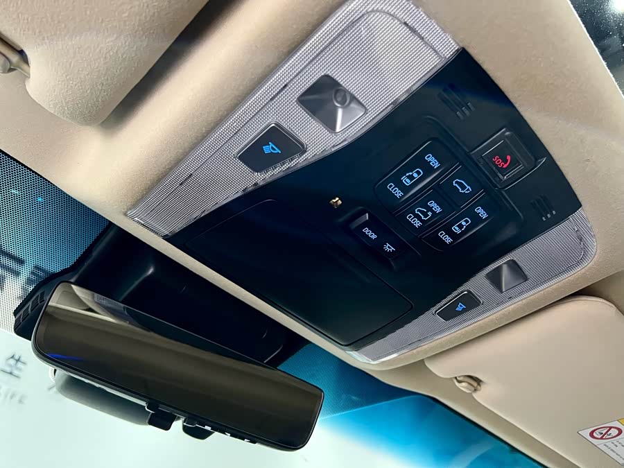 Toyota Alphard 2021 car image #28