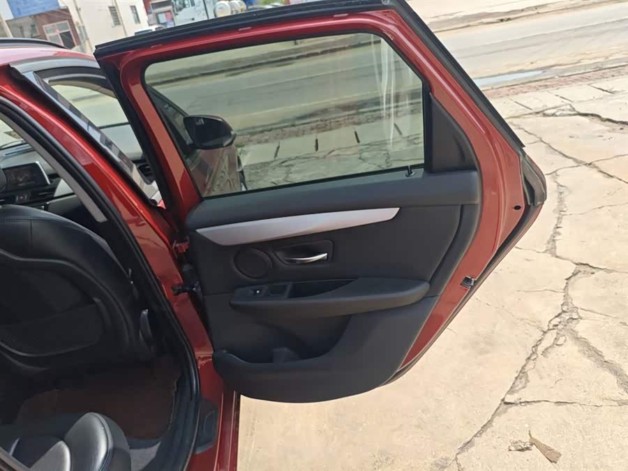 BMW 2 Series Tourer (Imported) 2015 #28 BMW 2 Series Tourer (Imported) 2015 car image #28