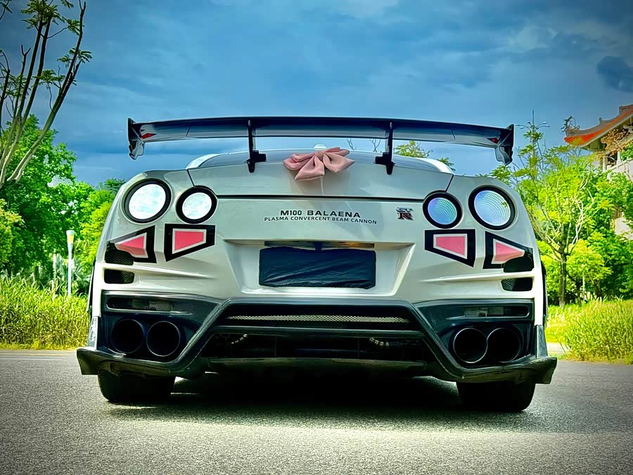 日产 日产GT-R 2010 汽车图片 #28