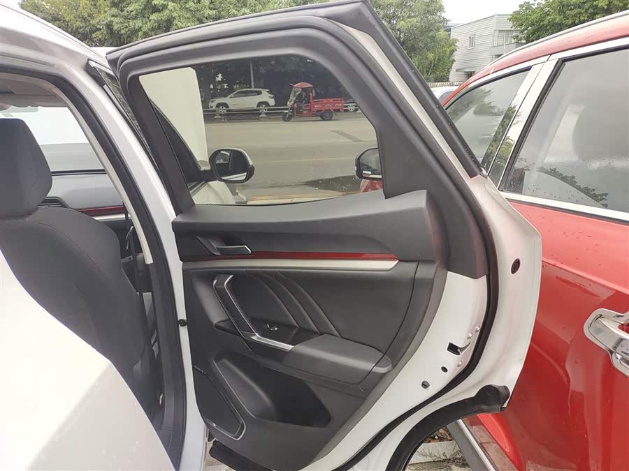 Haval H4 2019 #28 Haval H4 2019 car image #28