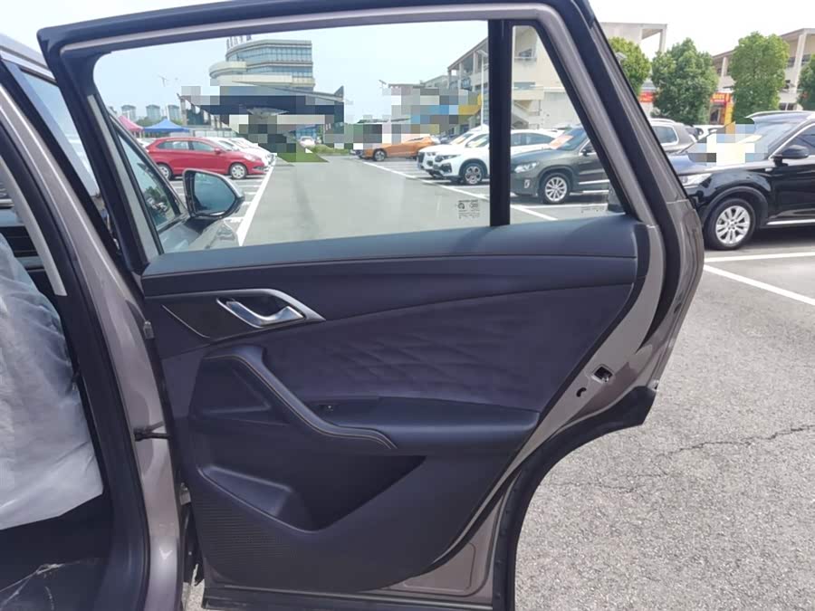 Roewe D5X DMH 2025 imagen de coche #28