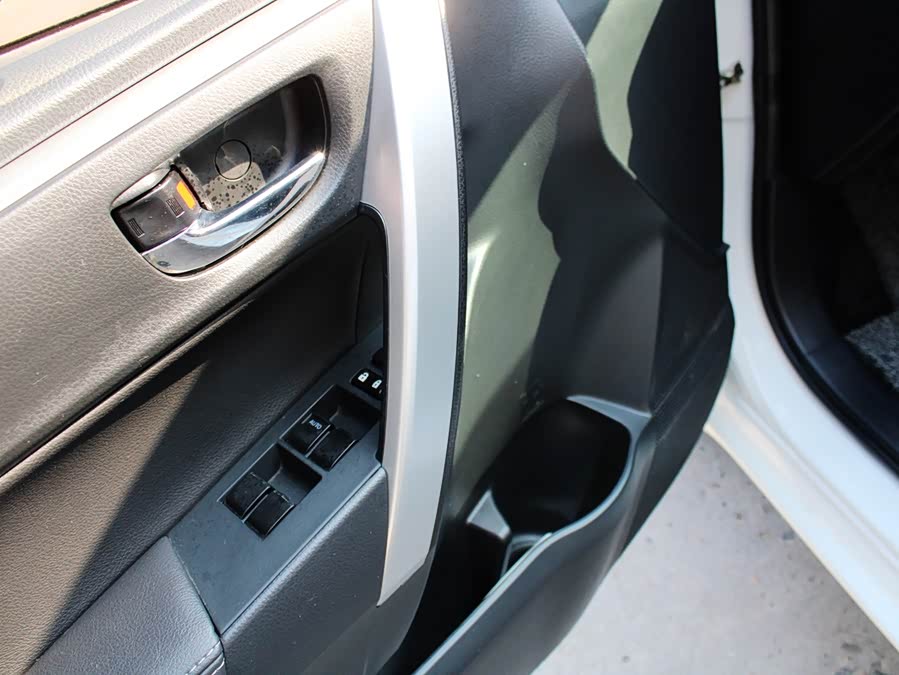 Toyota Levin Hybird E+ 2019 изображение автомобиля #28