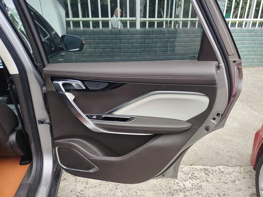 GEELY JiaJi New Energy 2021 car image #28