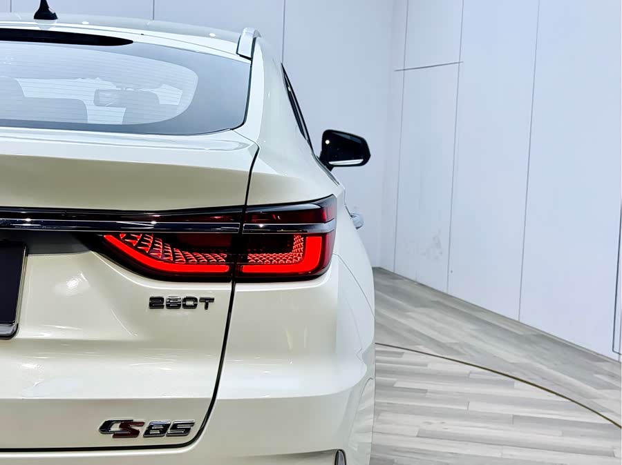 Changan CS85 Coupe 2019 car image #28