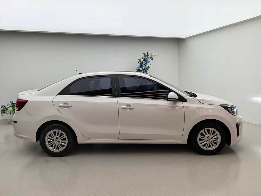 起亚 焕驰 2020 汽车图片 #28