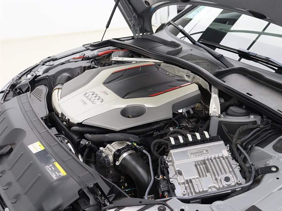 Audi RS 5 2020 car image #28