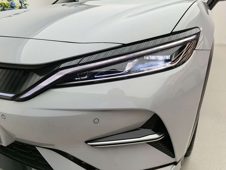 BYD SongL EV 2023 car image #28