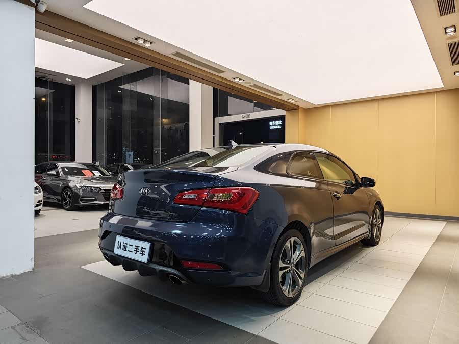 起亚 速迈 2014 汽车图片 #28