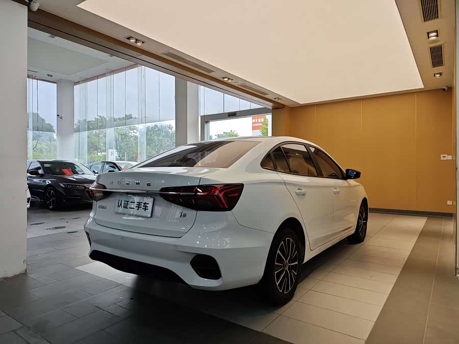 Roewe i5 2023 car image #28