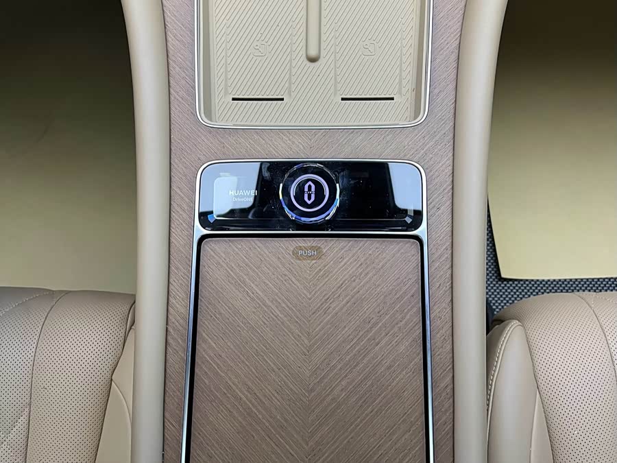 2024 car image #28