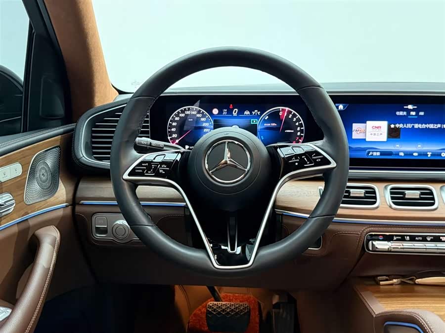 Mercedes-Benz GLE Class New Energy 2023 car image #28