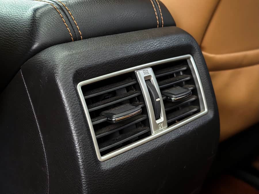 Nissan Maxima 2017 immagine di auto #28