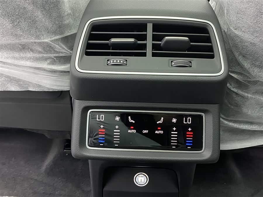 Mercedes-Benz SLK AMG immagine di auto #28